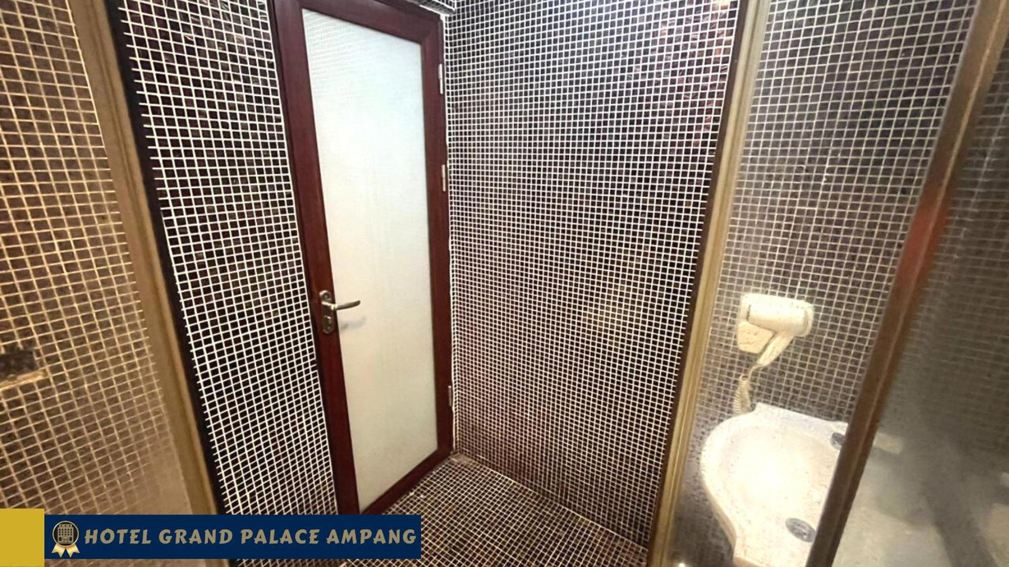 Hotel Grand Palace Ampang Kültér fotó
