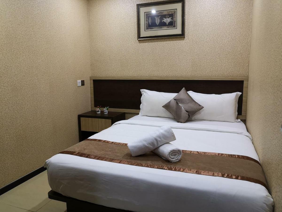 Hotel Grand Palace Ampang Kültér fotó